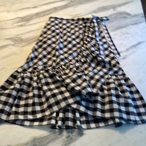 JCrew women’s wrap skirt in black gingham. Size 6